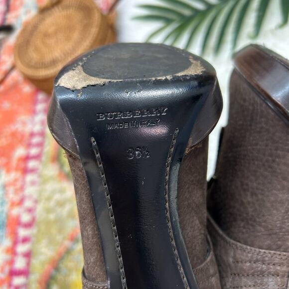 Burberry Designer Brown Preppy Leather Heeled Ankle Boots Booties 36.5 / 6.5 - Picture 9 of 10